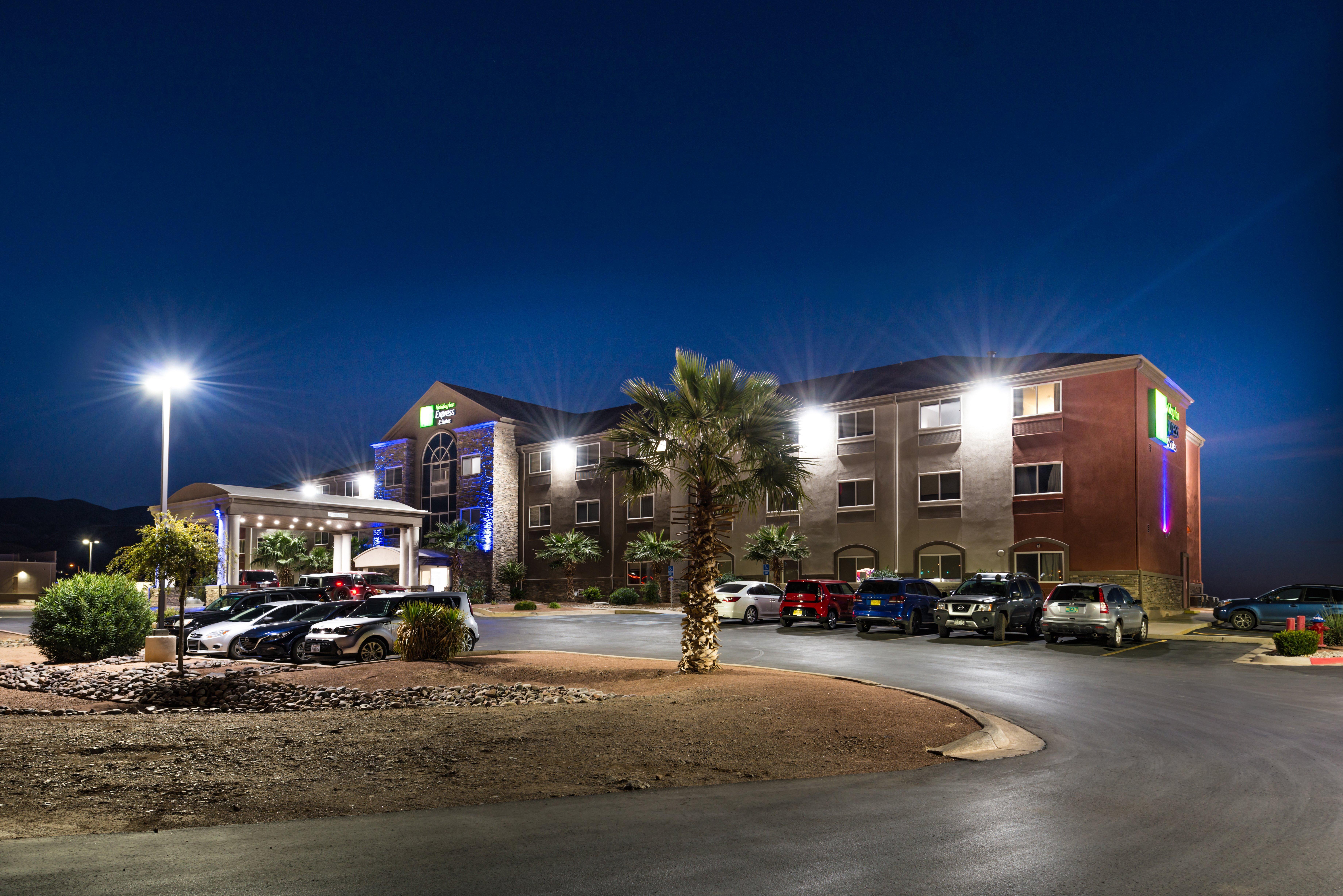 Holiday Inn Express & Suites Alamogordo Highway 54/70 By Ihg Екстер'єр фото