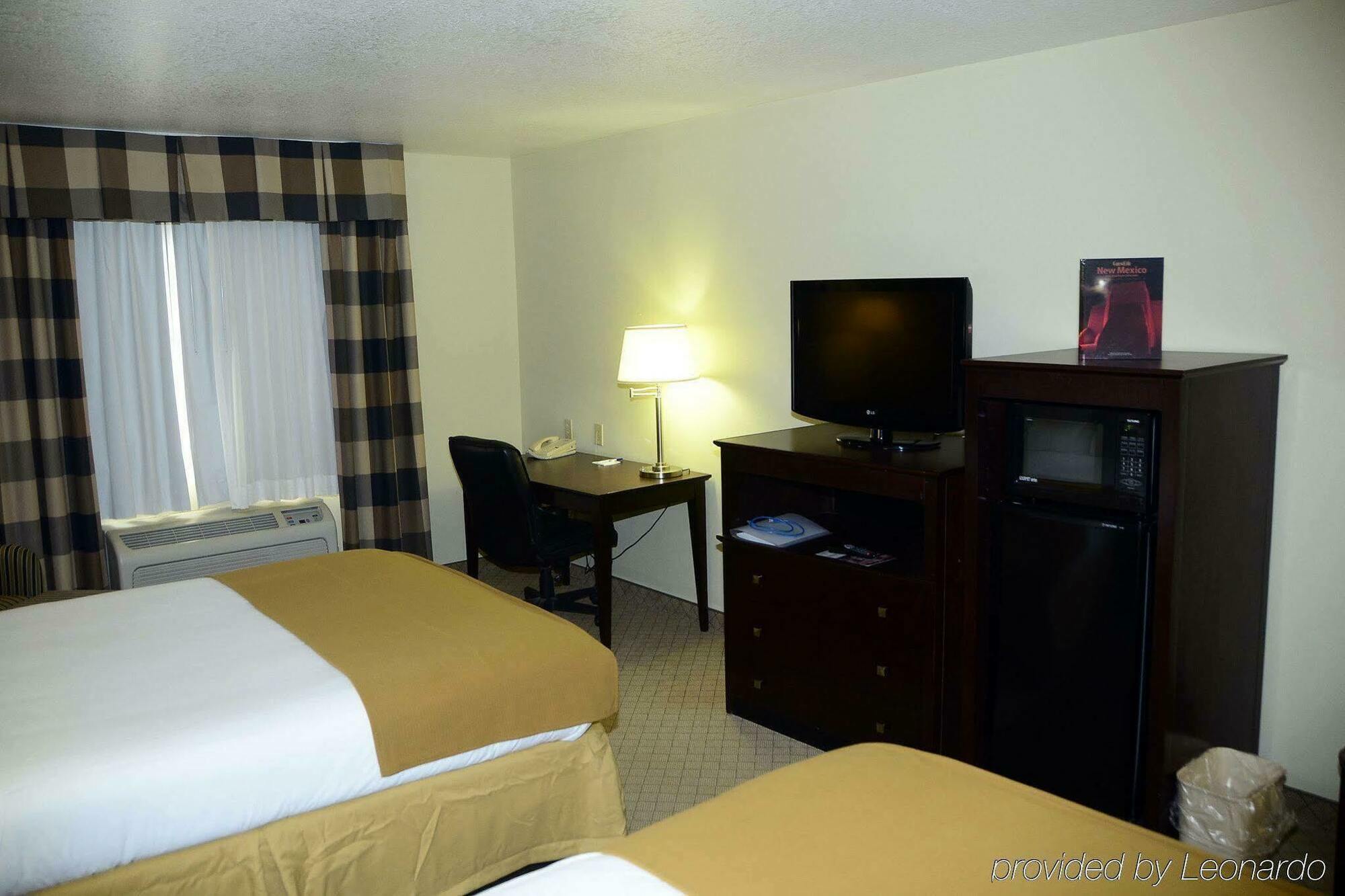 Holiday Inn Express & Suites Alamogordo Highway 54/70 By Ihg Номер фото